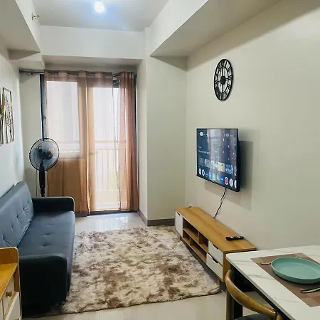 Serene Suite At S Residences Moa